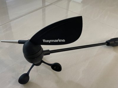 Raymarine wind transducer