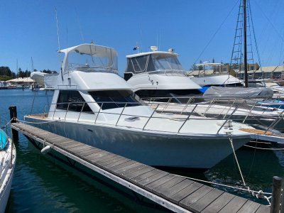 Prestige 40 Flybridge "Single 400hp Iveco Diesel"