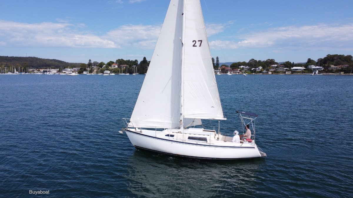 roberts 27 yacht