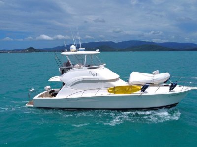 Riviera 42 Flybridge