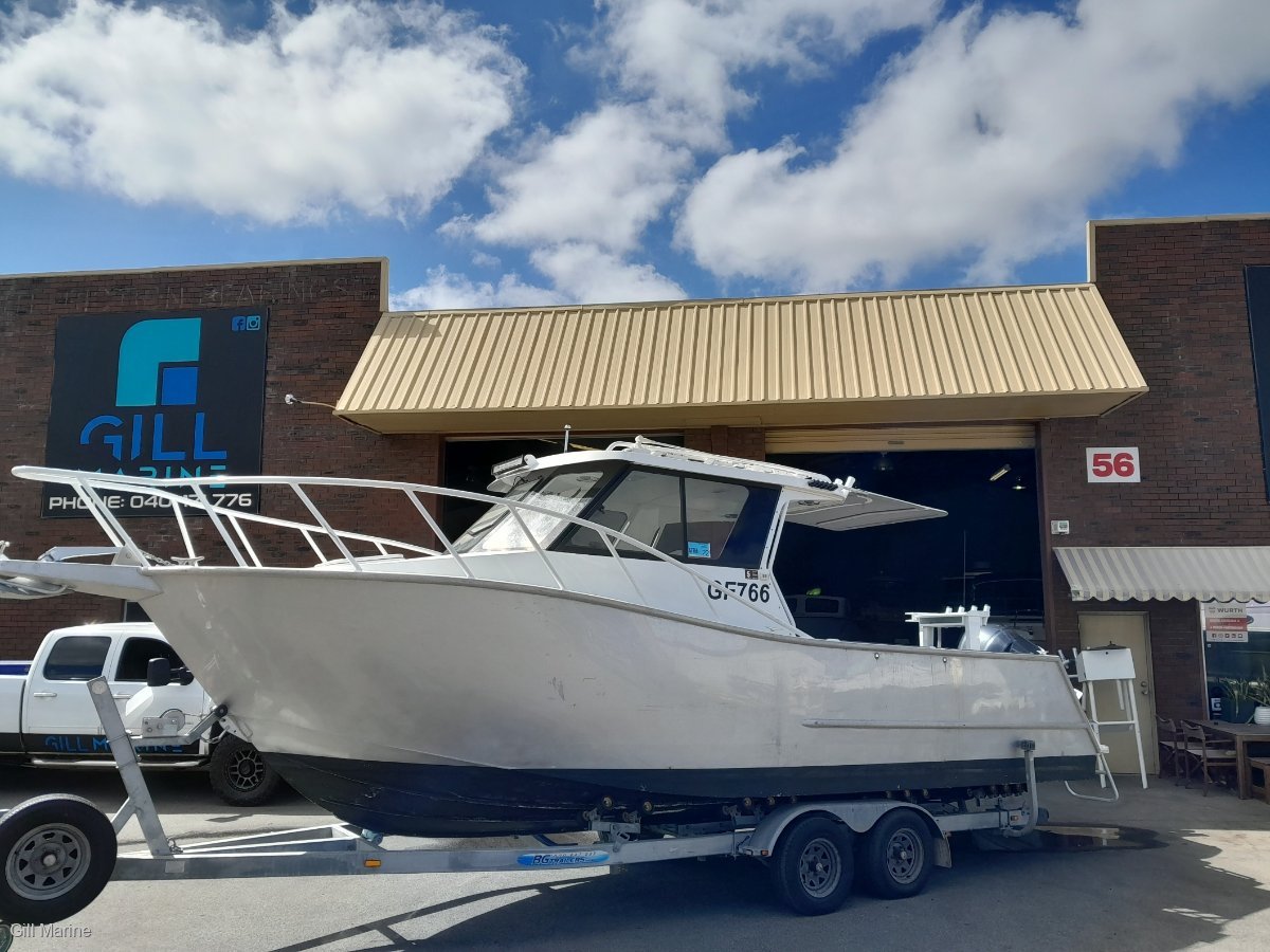 Stagg Boats Custom 8.0 Hard Top 2017 low hours island hopper ready for adventure!