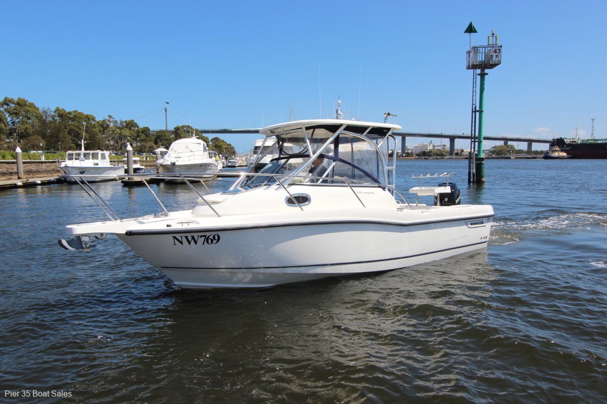 Boston Whaler 235 Conquest Power Boats Boats Online for Sale