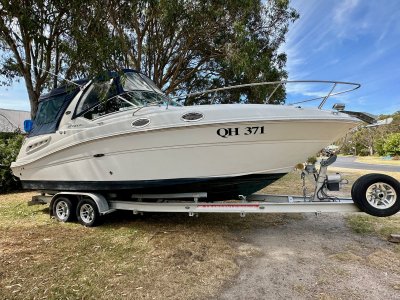 Sea Ray 275 Sundancer