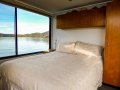 The Edge Houseboat Holiday Home on Lake Eildon:The Edge on Lake Eildon