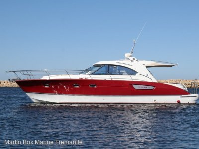 Beneteau Flyer 12 With Twin Diesel Shaft Drives