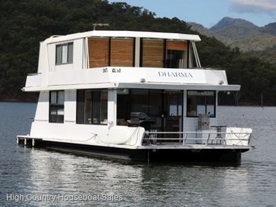 Dharma Houseboat