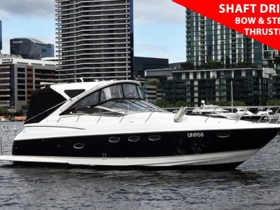 Regal Commodore 4060 - SHAFT DRIVE - BOW & STERN THRUSTERS