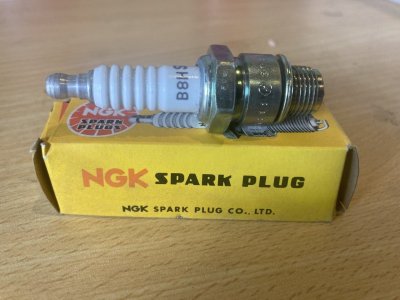 NGK Spark Plug B8HS 5510