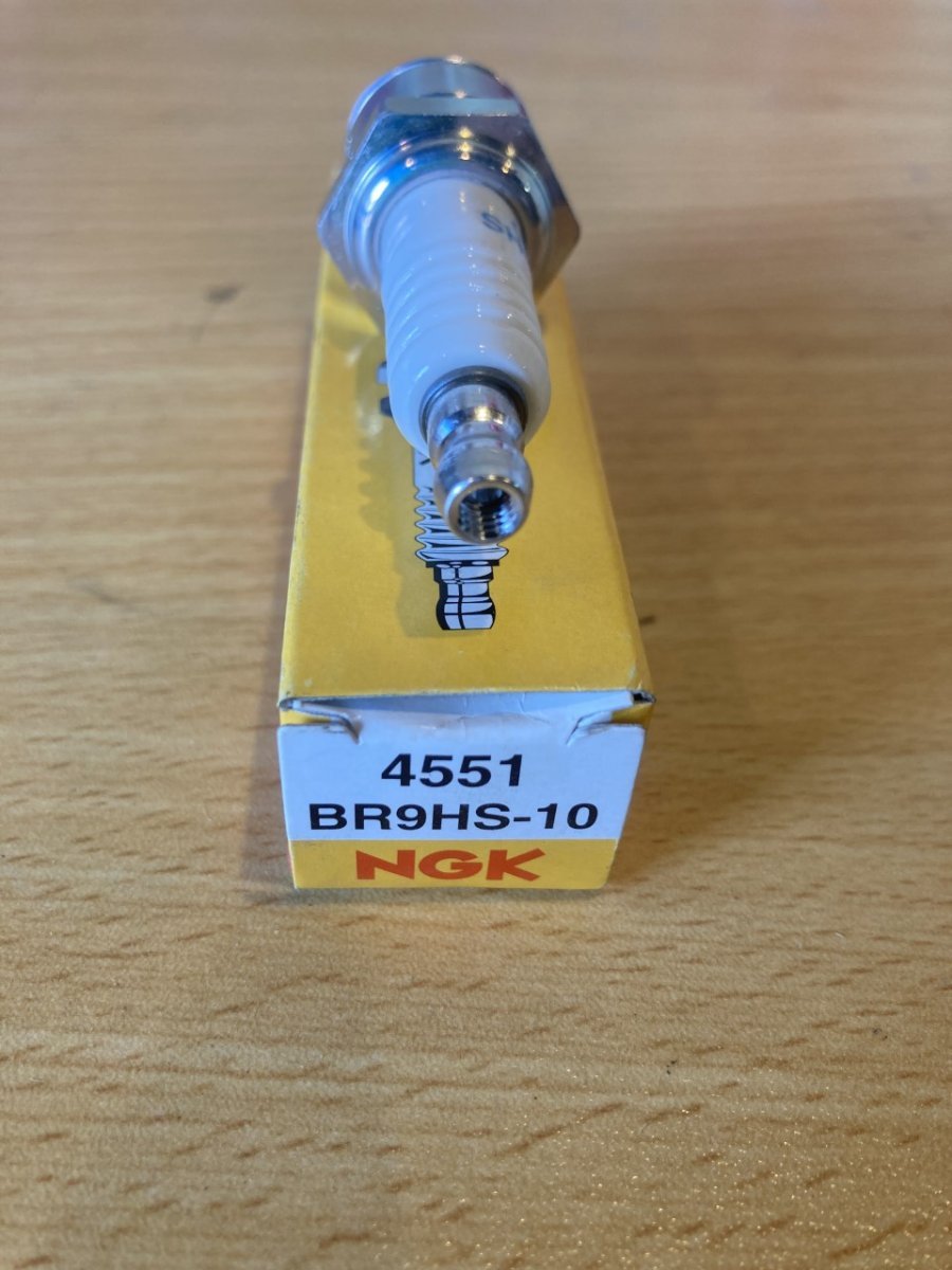 NGK Spark Plug 4551 BR9HS-10