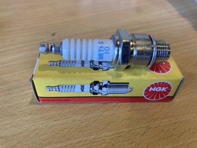 NGK Spark Plug 1098 BR7HS-10