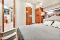 Cruisers Yachts 560 Express