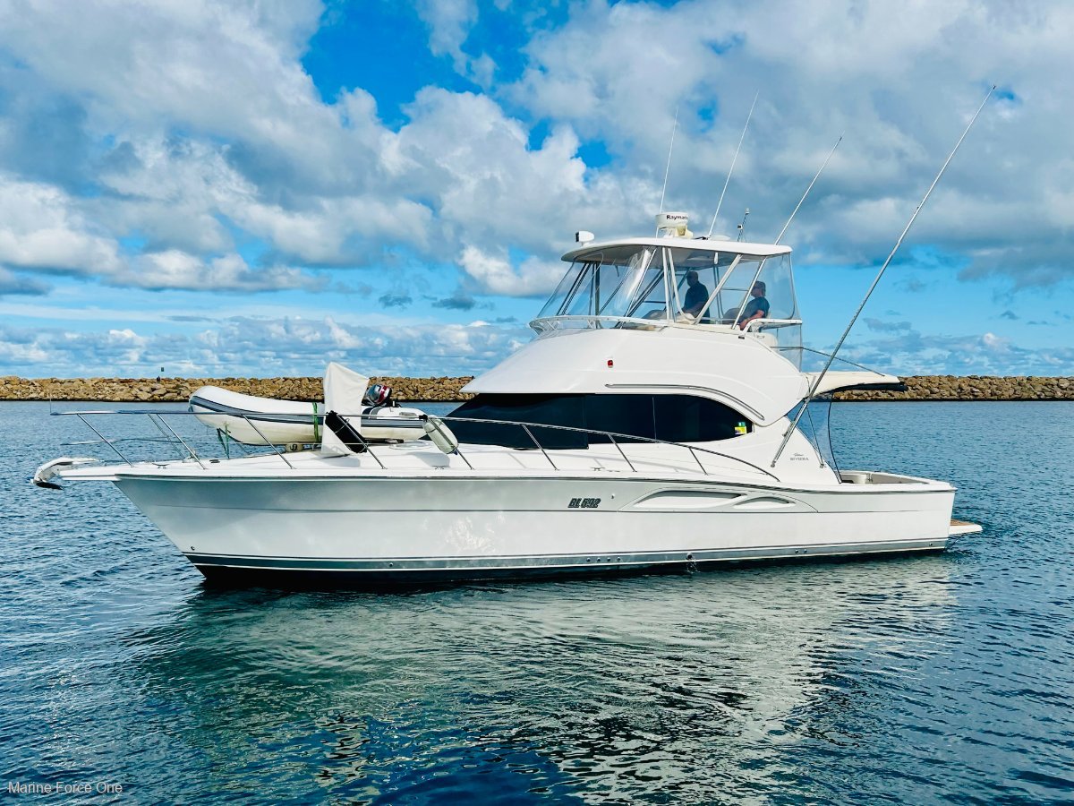 Riviera 40 Flybridge Half Share Also Available Power Boats Boats