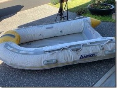 Aakron Inflatables YachtMaster 2.5