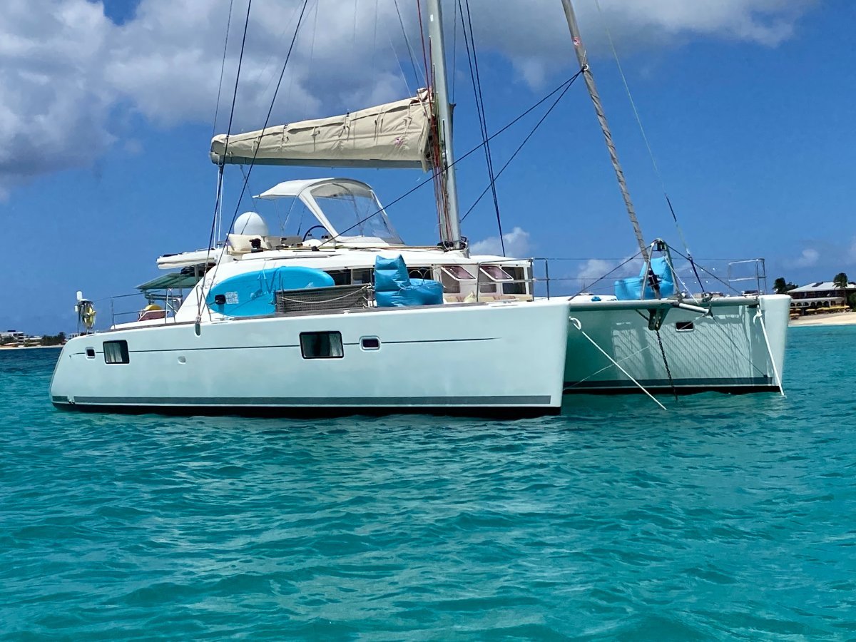 Lagoon 440 2009 Lagoon 440 image