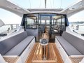 Moody 41DS - Deck Saloon