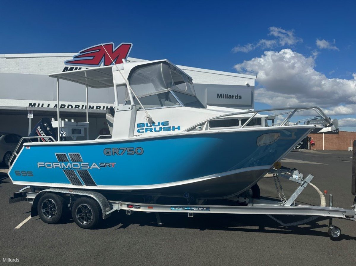 Formosa 595 Srt Vision Cab Power Boats Boats Online for Sale