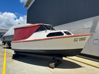 CruiseCraft 580D Sedan cruiser 