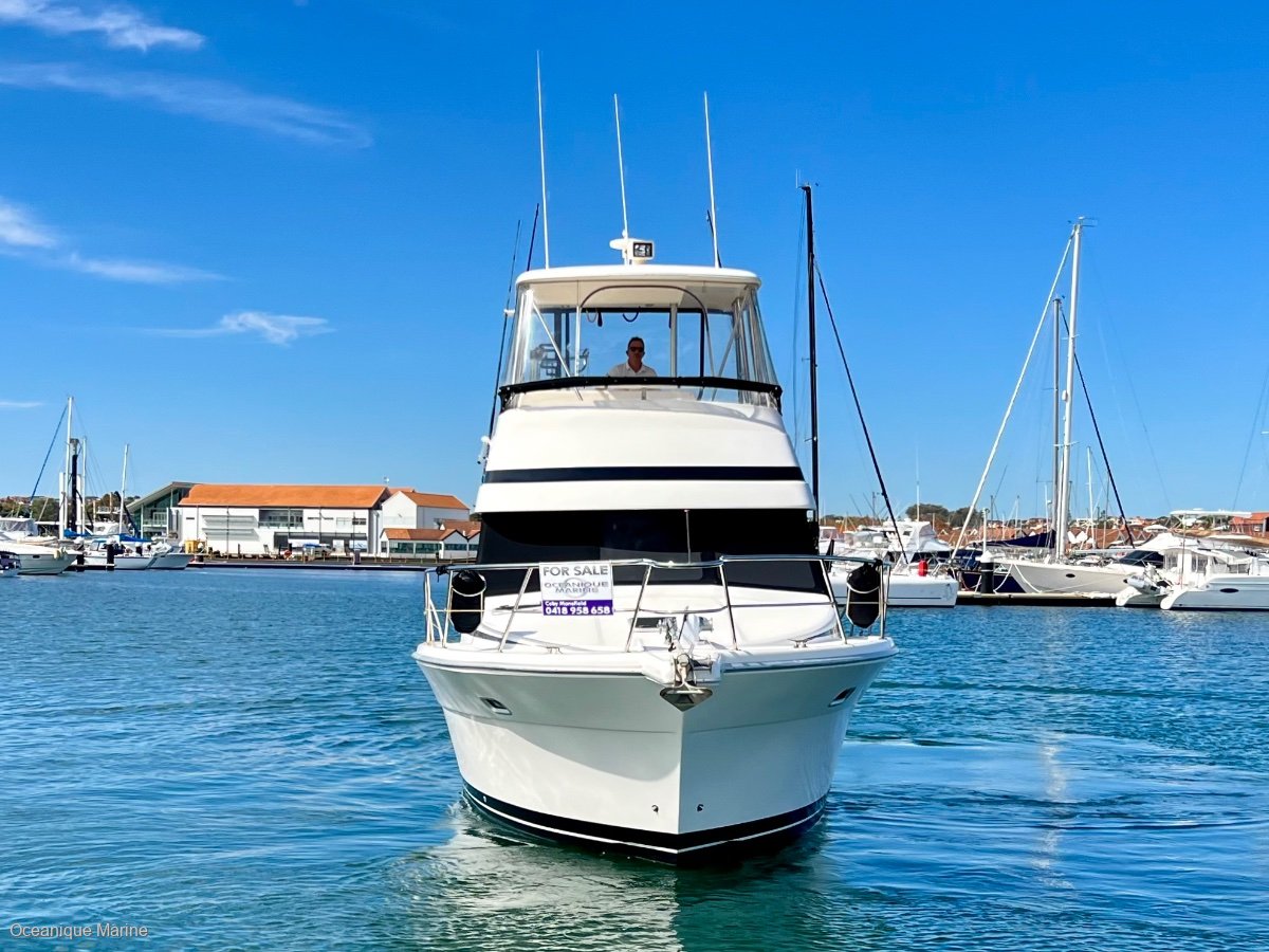 Riviera 36 Platinum Flybridge Power Boats Boats Online for Sale