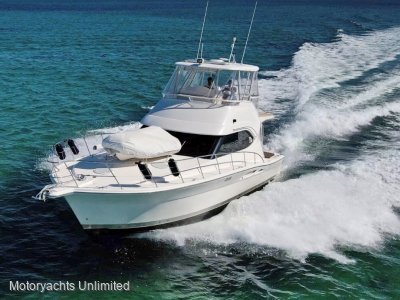 Riviera 42 Flybridge - *** The only one available in WA !! ***