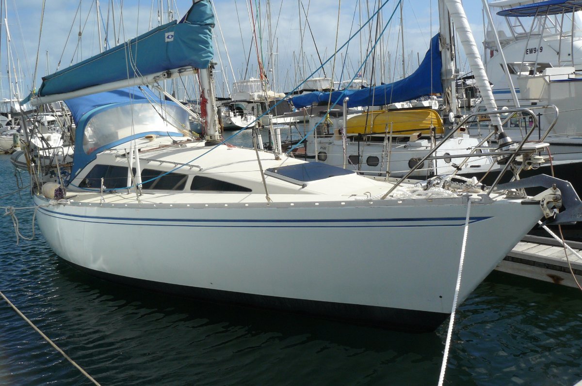 33' sailboat for sale