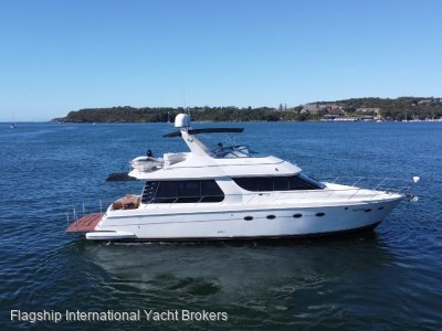 Carver 530 Voyager