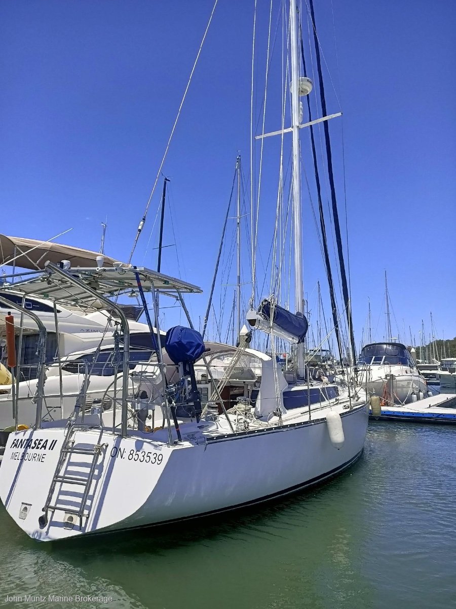 adams 44 yacht for sale