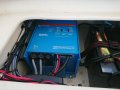 Schionning Wilderness 1120X:Victron Inverter and Start Battery
