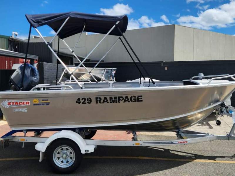 Stacer 429 Rampage Package