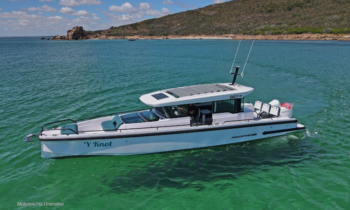 Axopar 37 Cross Cabin *** Just 40 Hours Old!! *** Power Boats Boats