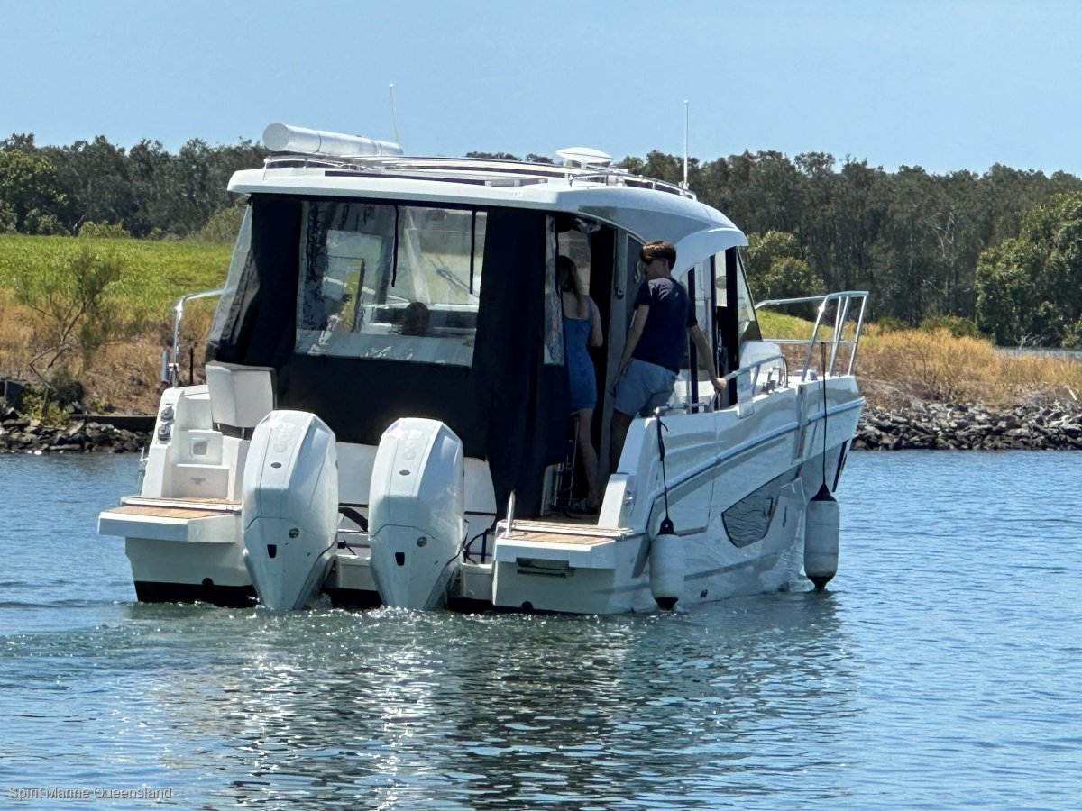 Beneteau Antares 11