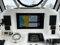 Trophy 2503 Centre Console " BOW THRUSTER ":Simrad GPS/Sounder