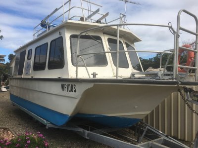 Alufarm Tri hull ex tour boat