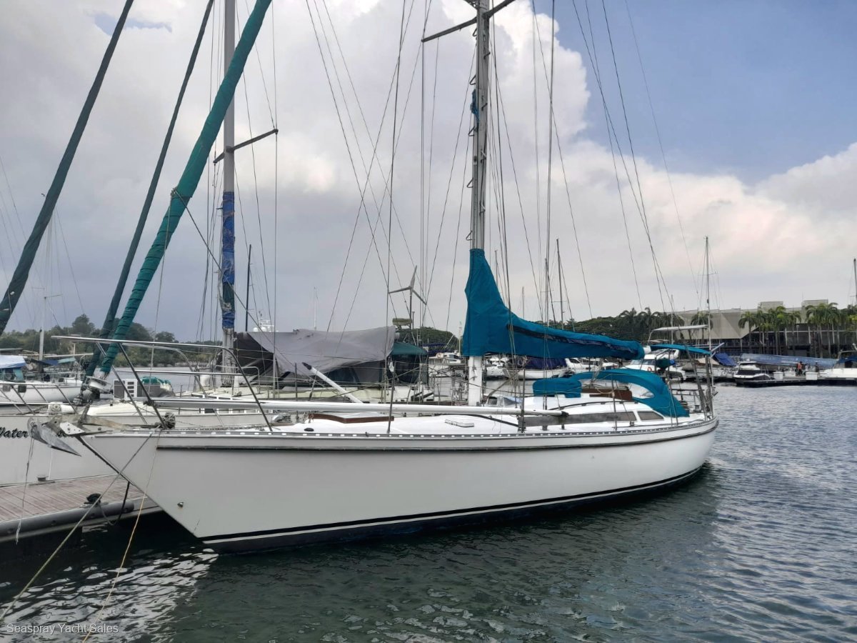 Whiting 47 Aft Cockpit for sale in Malaysia with SYS Langkawi. image