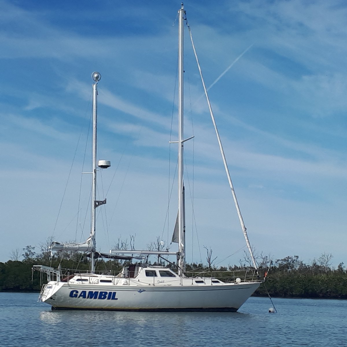 6 berth sailing yacht for sale