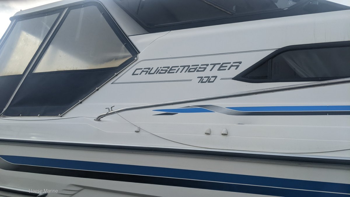 Whittley Cruisemaster 700