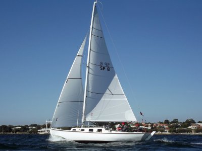 Herreshoff H28 Classic Yacht