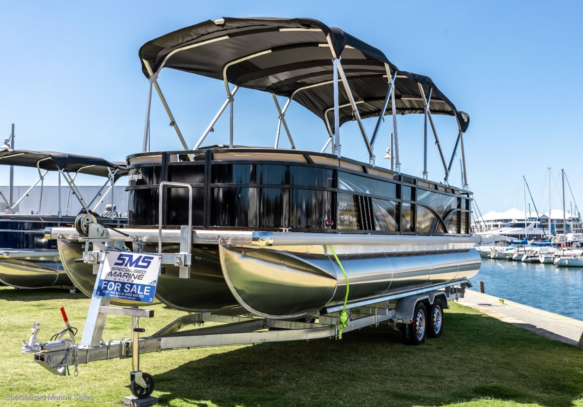 Latitude 32 Pontoons 210 DX *** AVAILABLE TO ORDER ***