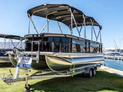 Latitude 32 Pontoons 210 DX *** AVAILABLE TO ORDER ***