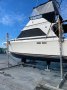 Caribbean 32 Flybridge Cruiser Twin Diesel Shaft Drive
