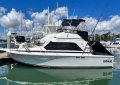 Caribbean 32 Flybridge Cruiser Twin Diesel Shaft Drive