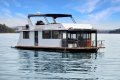 AZAMARA Houseboat Holiday Home on Lake Eildon:Azamara on Lake Eildon