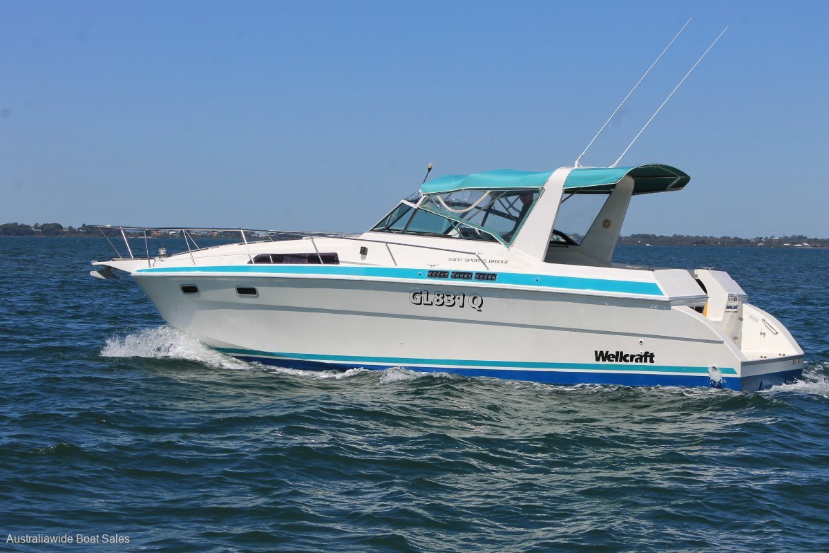 Wellcraft 3400 Sports Bridge