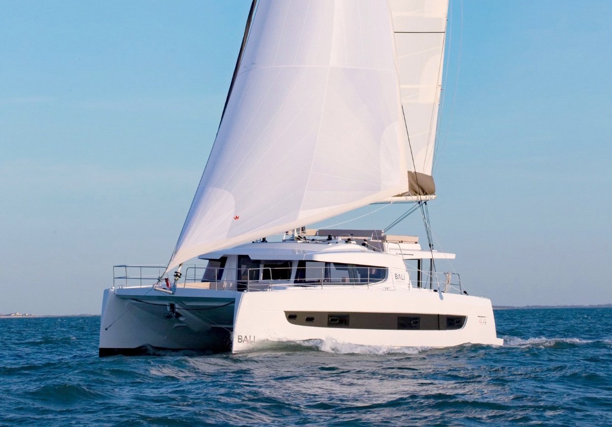 New Catana 44 Catamaran Whitsundays September 2024:Bali 4.4 Exterior