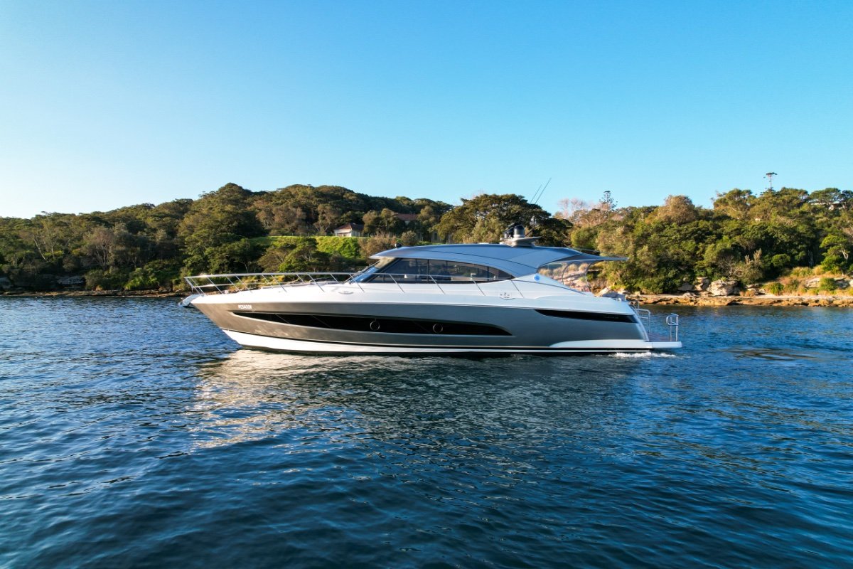 Used Riviera 5400 Sport Yacht Platinum Edition for Sale | Boats For ...