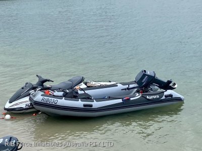 Aurora Adventure V450 -open RIB - sport and family boat