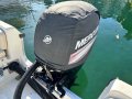 Hydra Sports 212cc 2013 motor and a beamy centre console