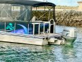 Runaway Bay Pontoon Boats 25 Tri-hull