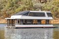 Minshadem Houseboat Holiday Home on Lake Eildon:Minshadem on Lake Eildon
