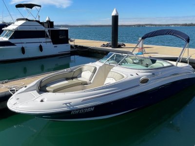 Sea Ray 240 Sundeck Just antifouled and polished, 2019 Seadoo option!