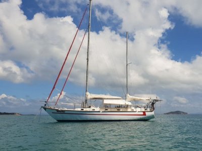 Bruce Roberts Offshore 44 Pilot house ketch- Click for more info...